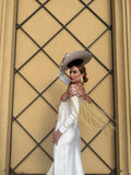 LA DAMA IMPERIAL CAPE