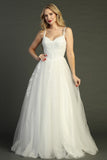 Let’s Wedding Dress 8121L