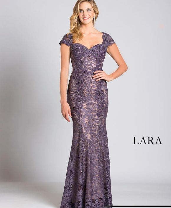 Lara Fitted Lace Mermaid Gown 33491