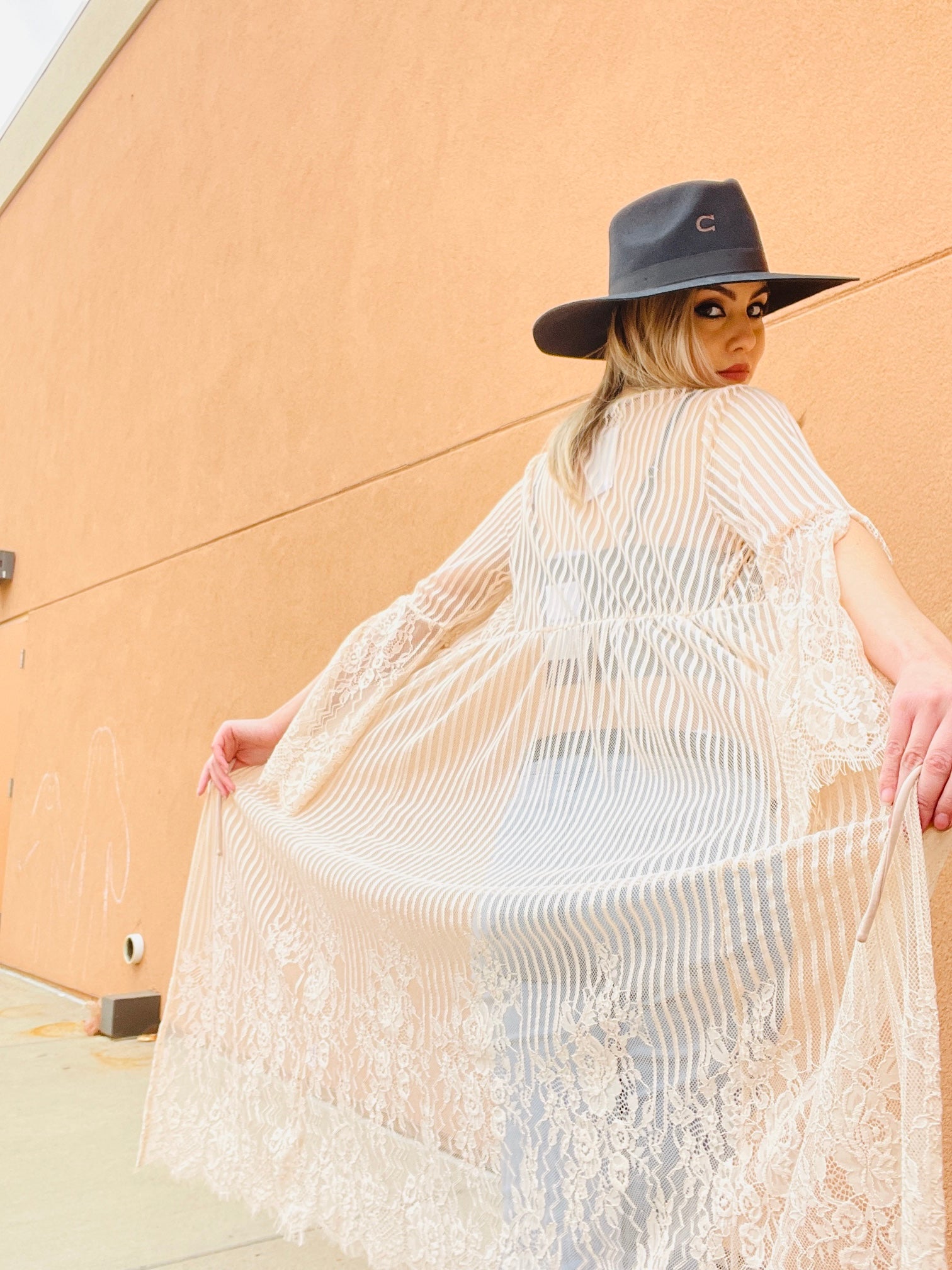 Margua beige cardigan – Moreno's Wear